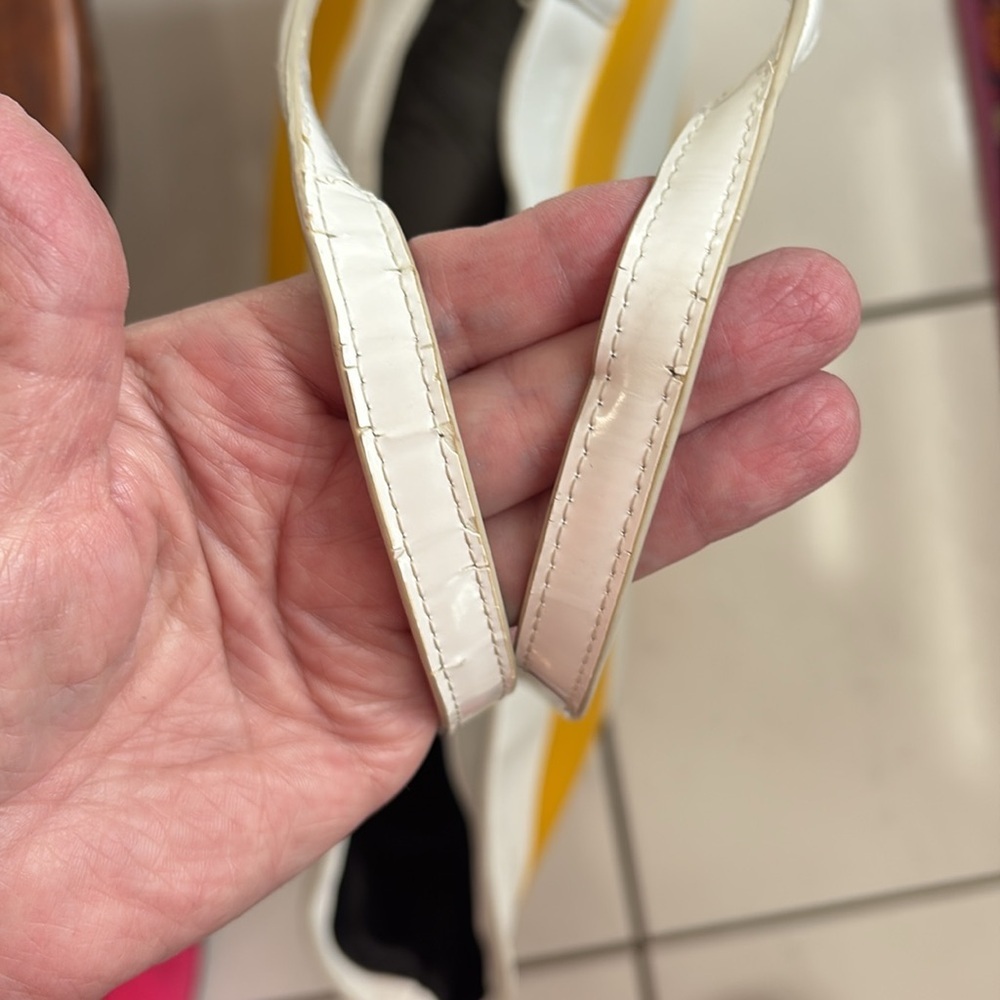 Coach  Tote  striped  yellow/white PVC   leather & patent leather trim
30511 EUC - Picture 8 of 17